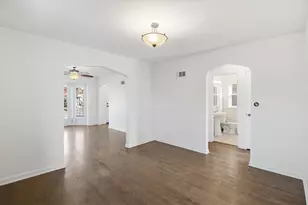 6659 W Foster Ave, Chicago, IL 60656 - Photo 10