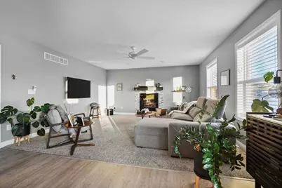 1727 Eide Road, Bloomington, IL 61704 - Photo 18