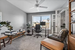 1727 Eide Rd, Bloomington, IL 61704 - Photo 4