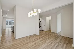 900 Treeline Dr, Algonquin, IL 60102 - Photo 16