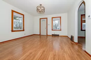 1818 E Washington St, Joliet, IL 60433 - Photo 6