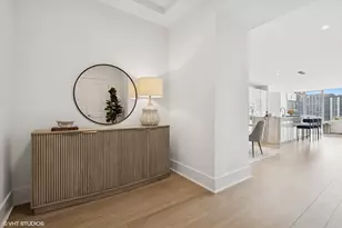 363 E Wacker Dr, Chicago, IL 60601 - Photo 2