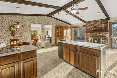 2 Guildford Drive, Bourbonnais, IL 60914 - Photo 8