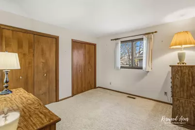 2 Guildford Drive, Bourbonnais, IL 60914 - Photo 18