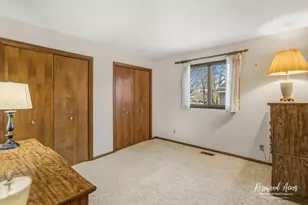 2 Guildford Dr, Bourbonnais, IL 60914 - Photo 18