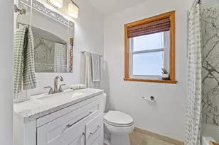 426 Callan Ave, Evanston, IL 60202 - Photo 14