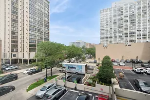 5701 N Sheridan Rd, Chicago, IL 60660 - Photo 16