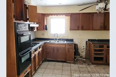 289 Westwood Drive, Park Forest, IL 60466 - Photo 8