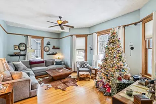 419 Dean St, Woodstock, IL 60098 - Photo 6