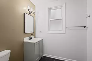 3251 W Berteau Ave, Chicago, IL 60618 - Photo 4