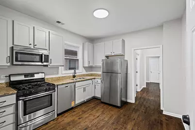 3251 W Berteau Avenue #2, Chicago, IL 60618 - Photo 8