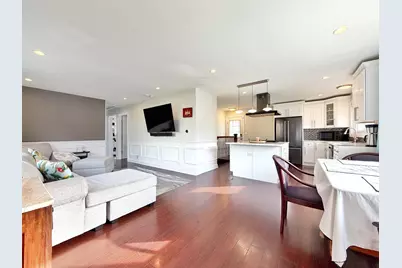 311 S Main Street, Mount Prospect, IL 60056 - Photo 6