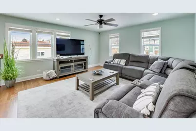 6544 W Devon Avenue, Chicago, IL 60631 - Photo 12