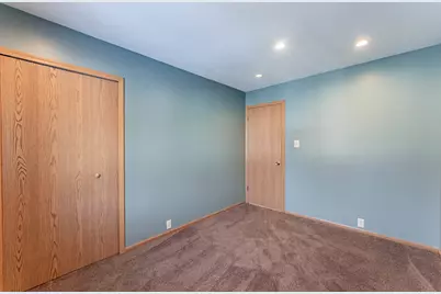 729 Yates Avenue, Romeoville, IL 60446 - Photo 12