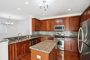 426 Plaza Pl, Aurora, IL 60504 - Photo 4