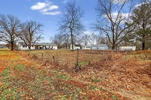 1531 Charleston Rd, Salem, IL 62881 - Photo 4