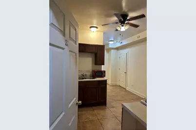 4451 S Wood Street #2F, Chicago, IL 60609 - Photo 2