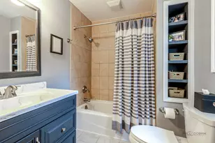 29860 N River Dr, Libertyville, IL 60048 - Photo 22