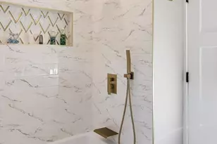 7441 N Oriole Ave, Chicago, IL 60631 - Photo 10