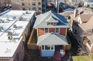 841 S Taylor Ave, Oak Park, IL 60304 - Photo 2