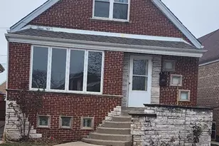 5546 S Tripp Ave, Chicago, IL 60629 - Photo 1