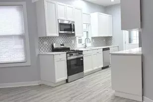 2442 N Lawndale Ave, Chicago, IL 60647 - Photo 2