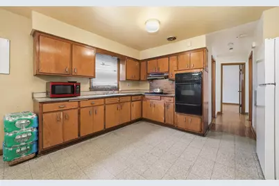 13921 S Stewart Avenue, Riverdale, IL 60827 - Photo 6