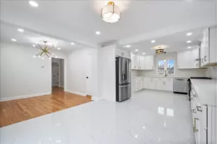 7241 N McVicker Ave, Chicago, IL 60646 - Photo 10