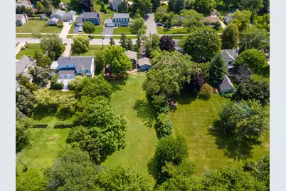 1906 N Summit Street, Wheaton, IL 60187 - Photo 28