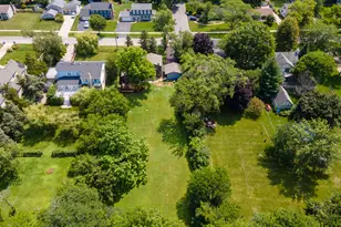 1906 N Summit St, Wheaton, IL 60187 - Photo 28