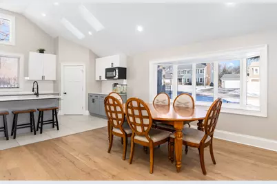 1906 N Summit Street, Wheaton, IL 60187 - Photo 8