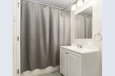 1906 N Summit Street, Wheaton, IL 60187 - Photo 20