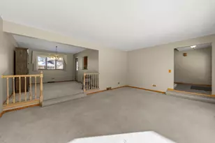 609 Deborah Ct, Schaumburg, IL 60193 - Photo 6