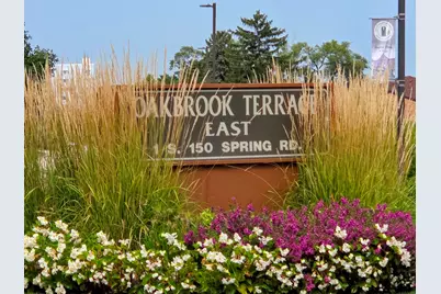 1S150 Spring Road #5B, Oakbrook Terrace, IL 60181 - Photo 2