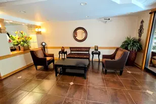 1S150 Spring Rd, Oakbrook Terrace, IL 60181 - Photo 4