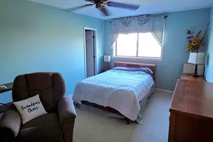 1S150 Spring Rd, Oakbrook Terrace, IL 60181 - Photo 10