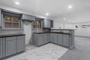 5330 W Drummond Pl, Chicago, IL 60639 - Photo 32