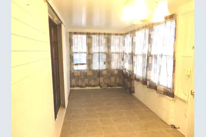 722 Richards Street, Joliet, IL 60433 - Photo 4