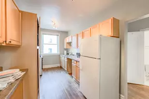 1337 W Lunt Ave, Chicago, IL 60626 - Photo 2