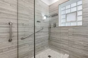 2102 S 50th Ave, Cicero, IL 60804 - Photo 32