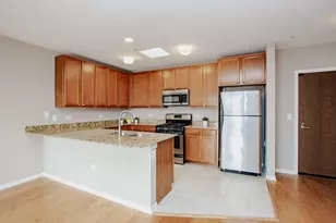 7757 Van Buren St, Forest Park, IL 60130 - Photo 6