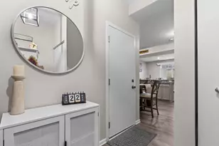 2232 Flagstone Ln, Carpentersville, IL 60110 - Photo 4