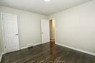 37684 N Sheridan Rd, Beach Park, IL 60087 - Photo 18