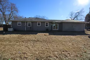 4193 Ardmore Ave, Rockford, IL 61102 - Photo 4