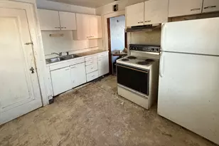 114 Ashley Ave, Rockford, IL 61102 - Photo 12