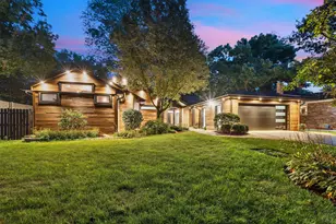 623 Echo Ln, Glenview, IL 60025 - Photo 2