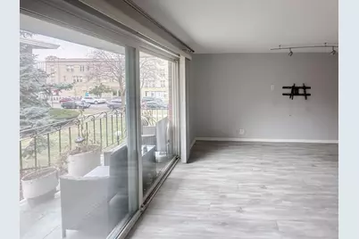 4730 N Kenneth Avenue #2G, Chicago, IL 60630 - Photo 4