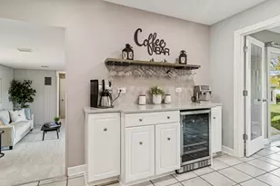 214 E Ivy Ln, Arlington Heights, IL 60004 - Photo 8