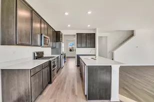 1266 Tiger Lily Dr, Bartlett, IL 60103 - Photo 10