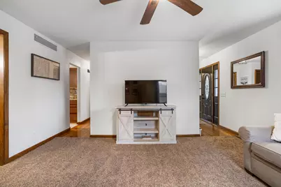 204 Salem Road, Monticello, IL 61856 - Photo 10